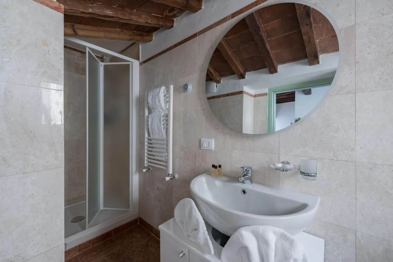 Moro Apartment Two Флоренция Италия